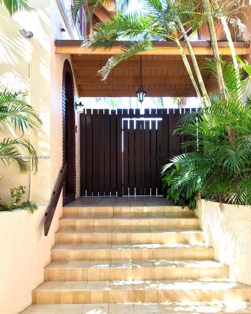 BRICKELLS FLAGLER - Residential