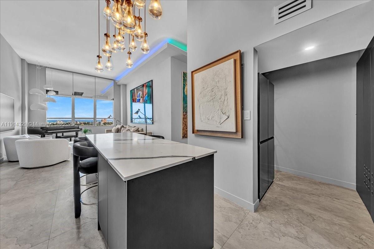 FLAMINGO SOUTH BEACH I CO - Residential