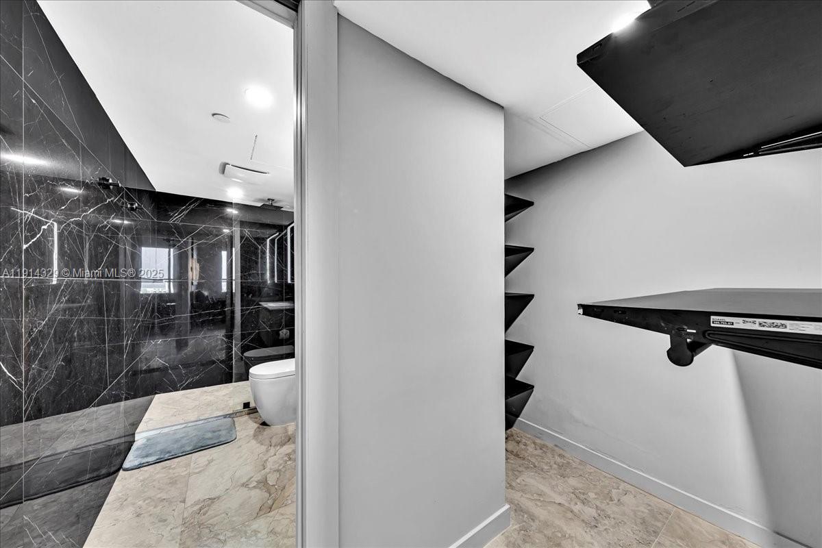 FLAMINGO SOUTH BEACH I CO - Residential