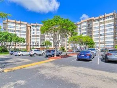 View photos, virtual tours, details... 1000 Saint Charles Pl L4 Pembroke Pines FL 33026
