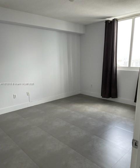 1800 BISCAYNE PLAZA CONDO - Residential