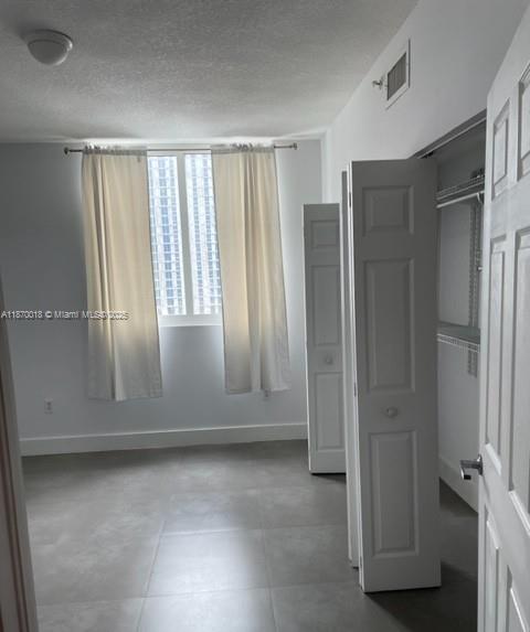 1800 BISCAYNE PLAZA CONDO - Residential