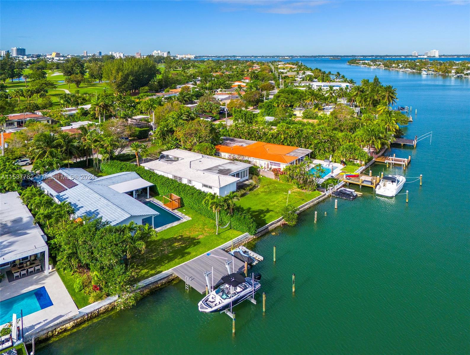 NORMANDY GOLF COURSE - Residential