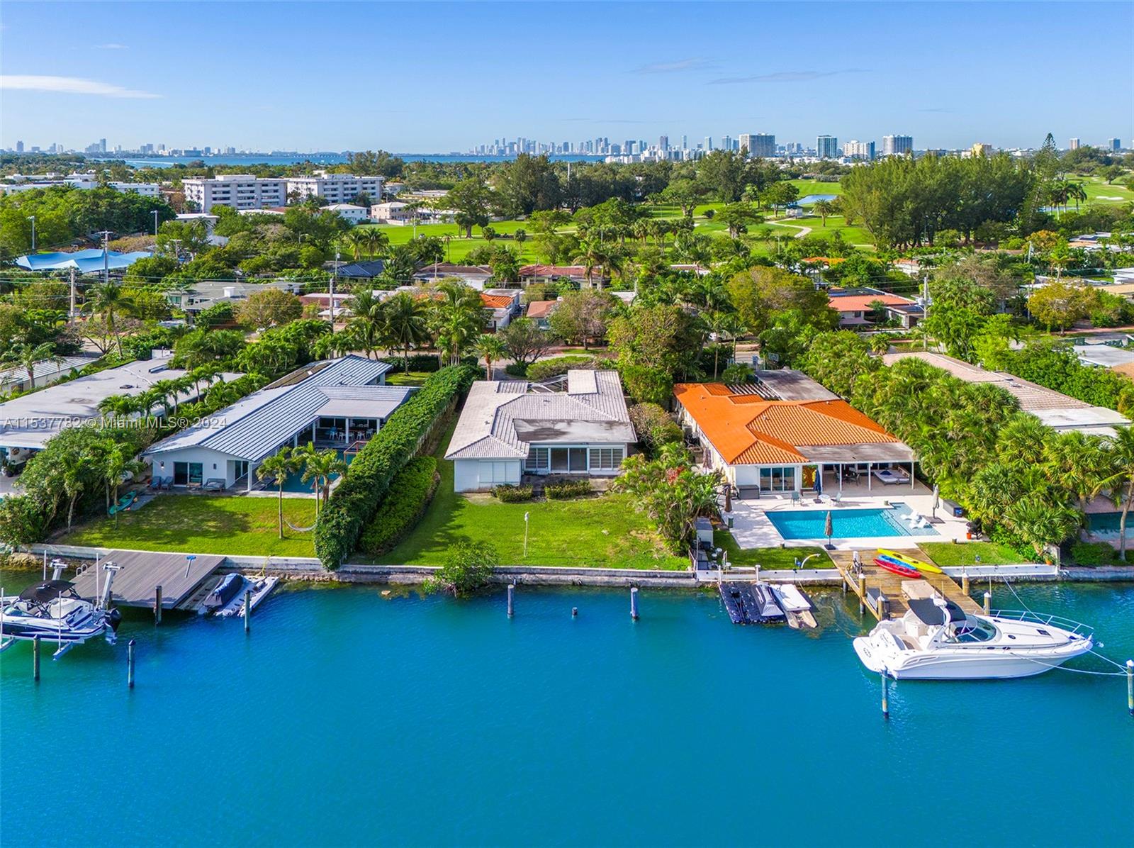 NORMANDY GOLF COURSE - Residential