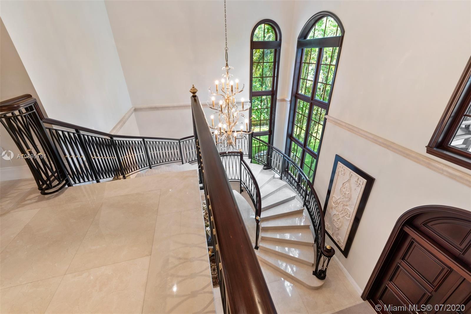 COCOA PLUM ESTS - Residential