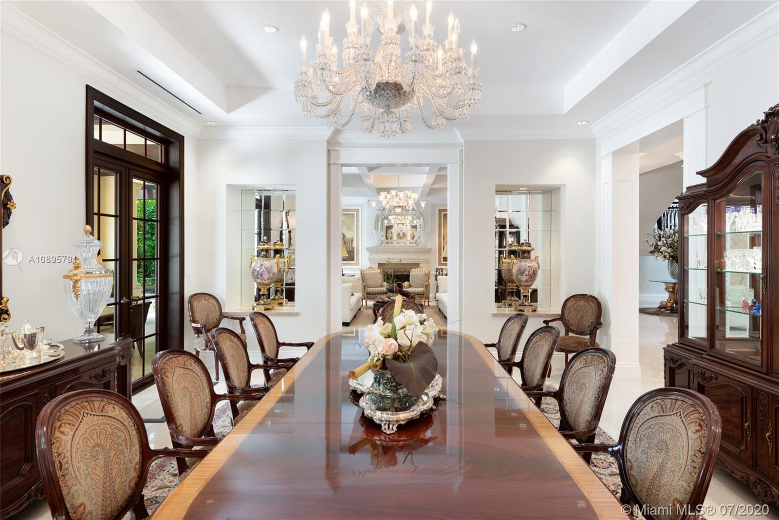 COCOA PLUM ESTS - Residential