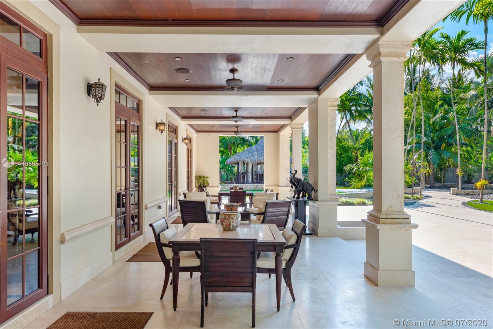 COCOA PLUM ESTS - Residential