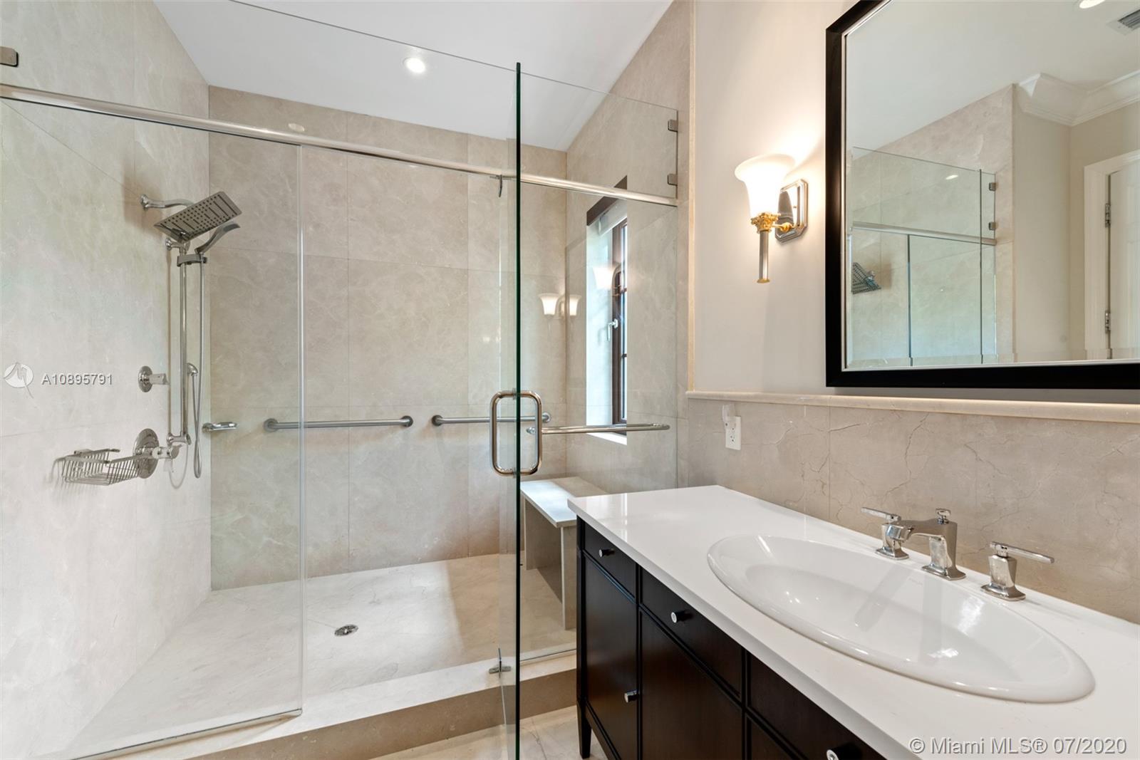 COCOA PLUM ESTS - Residential