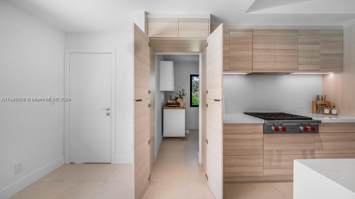 LAUREL OAKS EAST - Residential