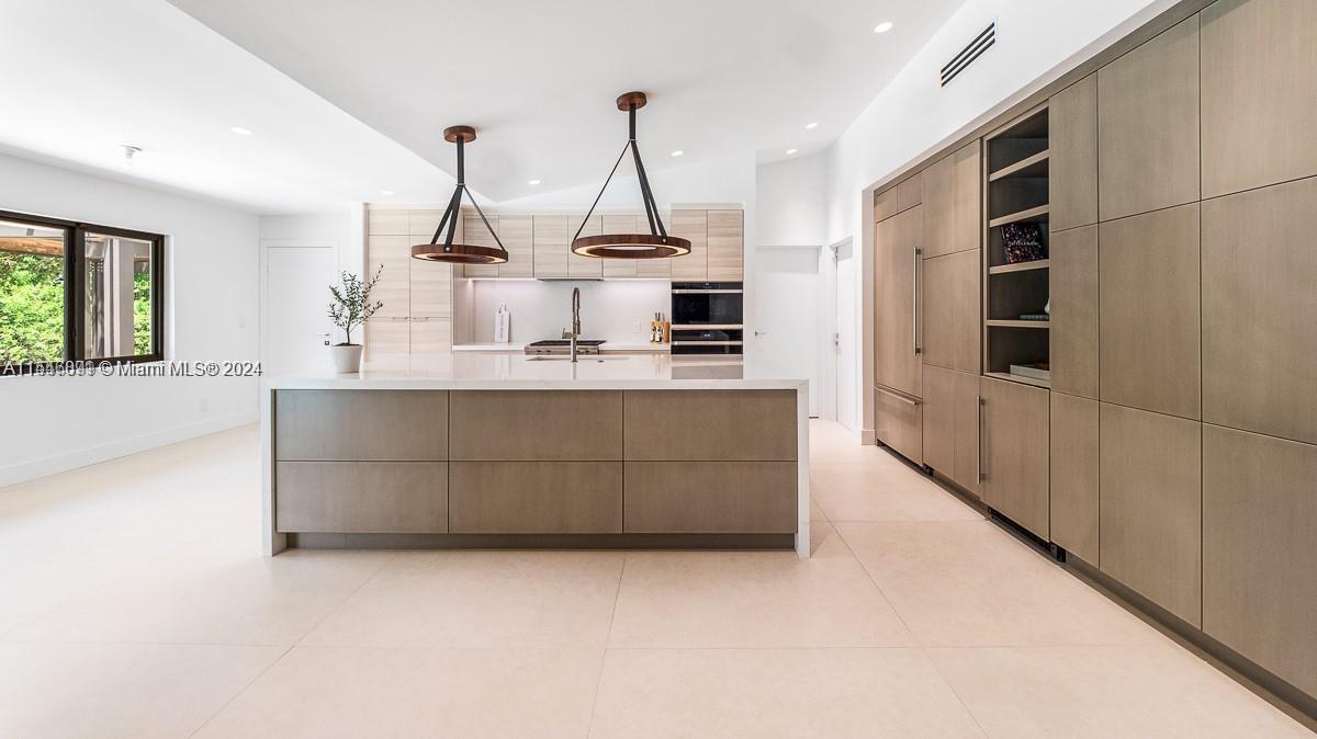 LAUREL OAKS EAST - Residential