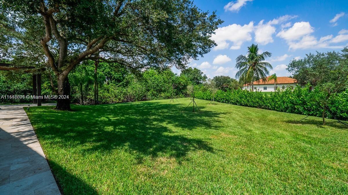 LAUREL OAKS EAST - Residential