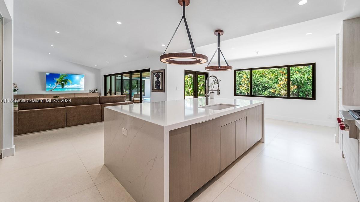 LAUREL OAKS EAST - Residential