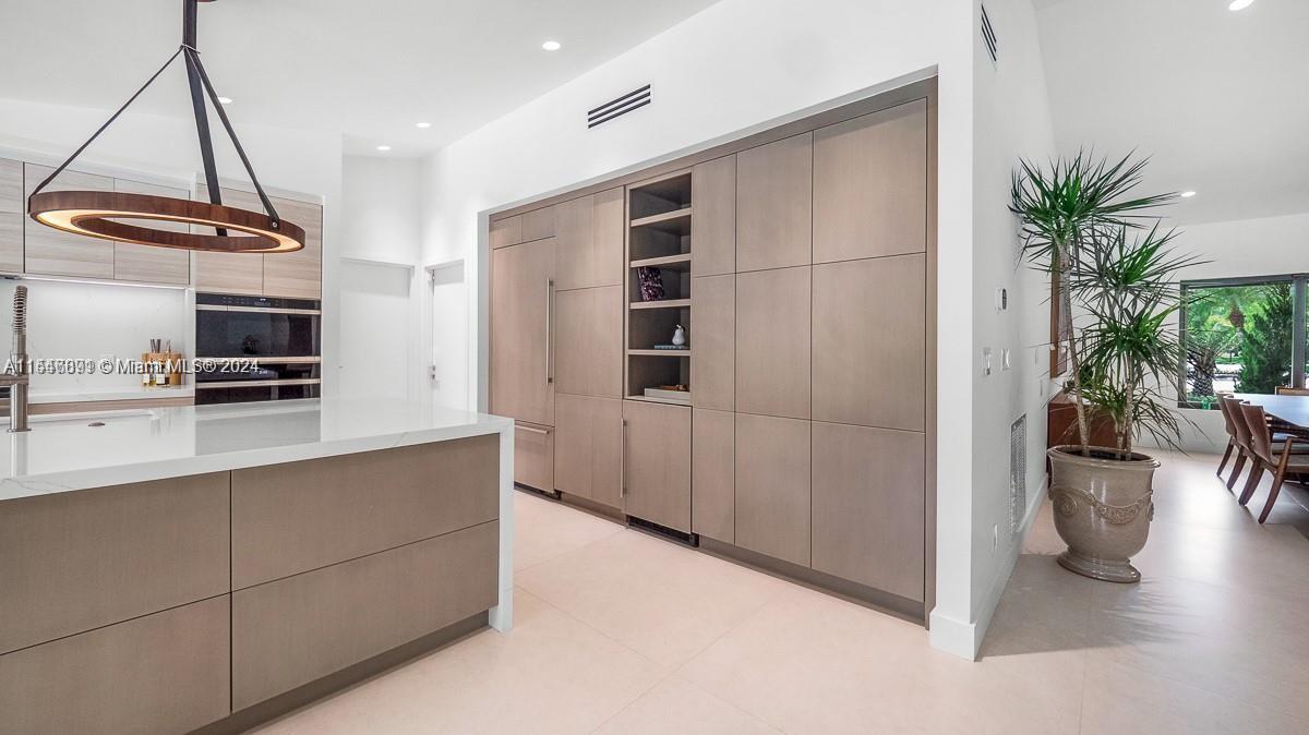 LAUREL OAKS EAST - Residential