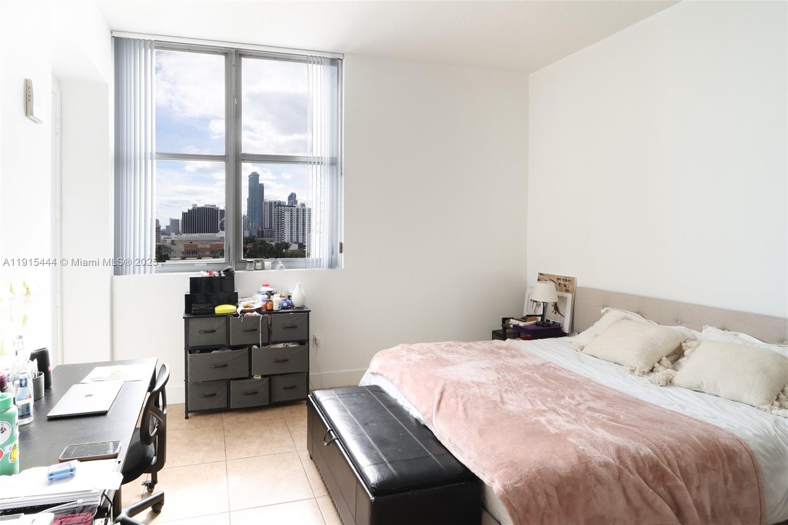 EDGEWATER LOFTS CONDO - Residential