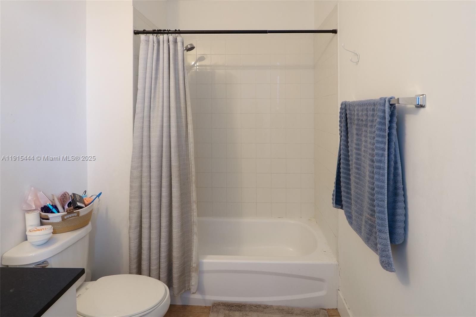 EDGEWATER LOFTS CONDO - Residential