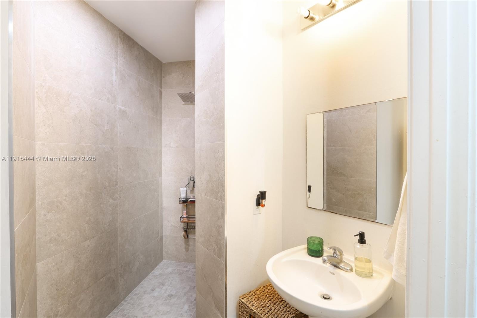 EDGEWATER LOFTS CONDO - Residential