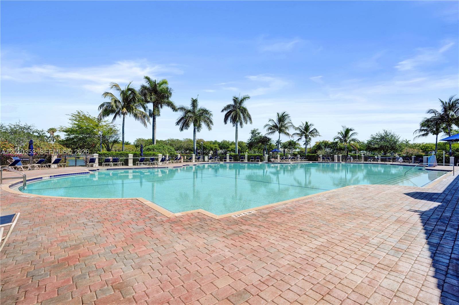 TRELLIS AT BAYSHORE - Residential