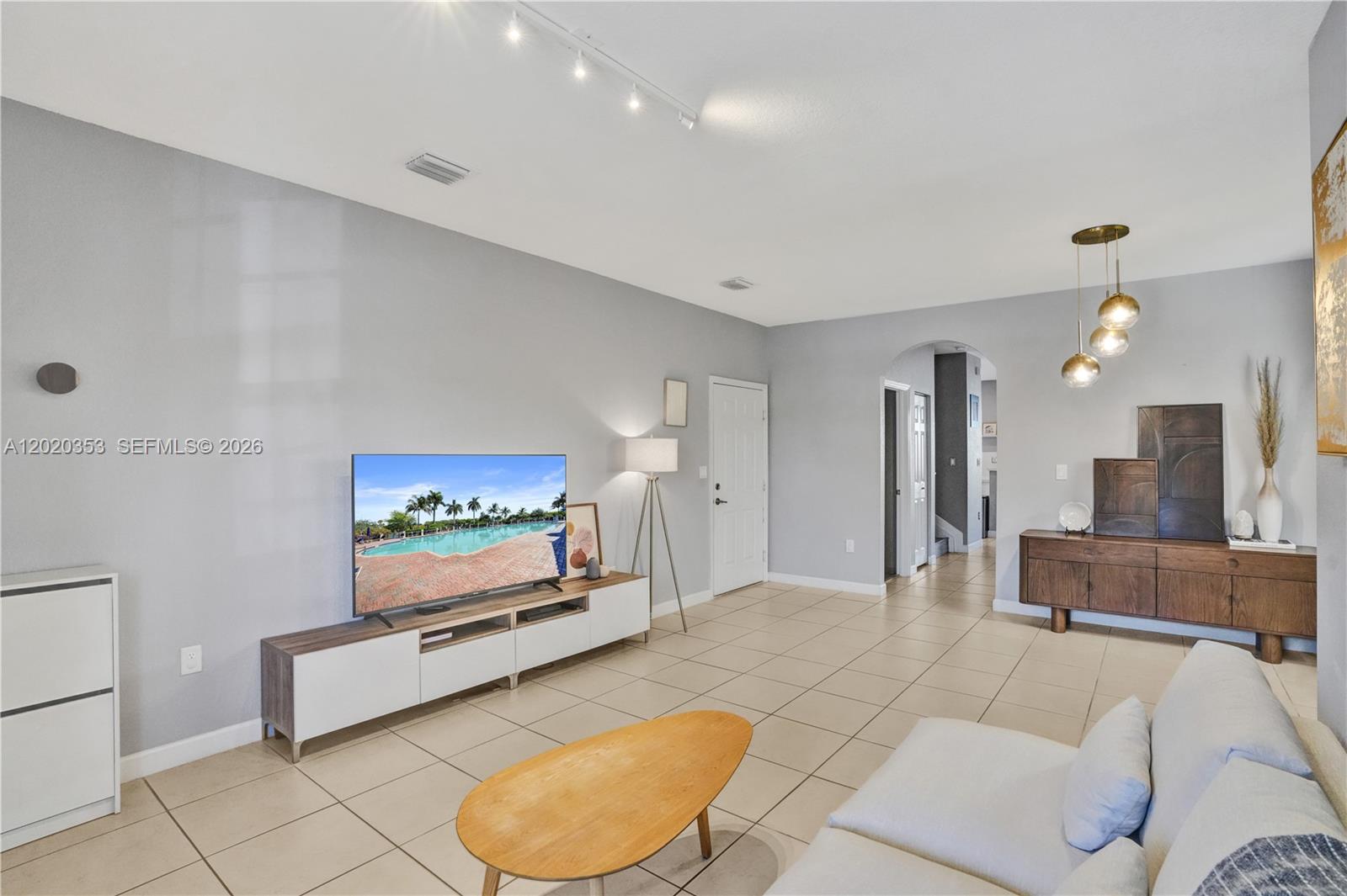 TRELLIS AT BAYSHORE - Residential