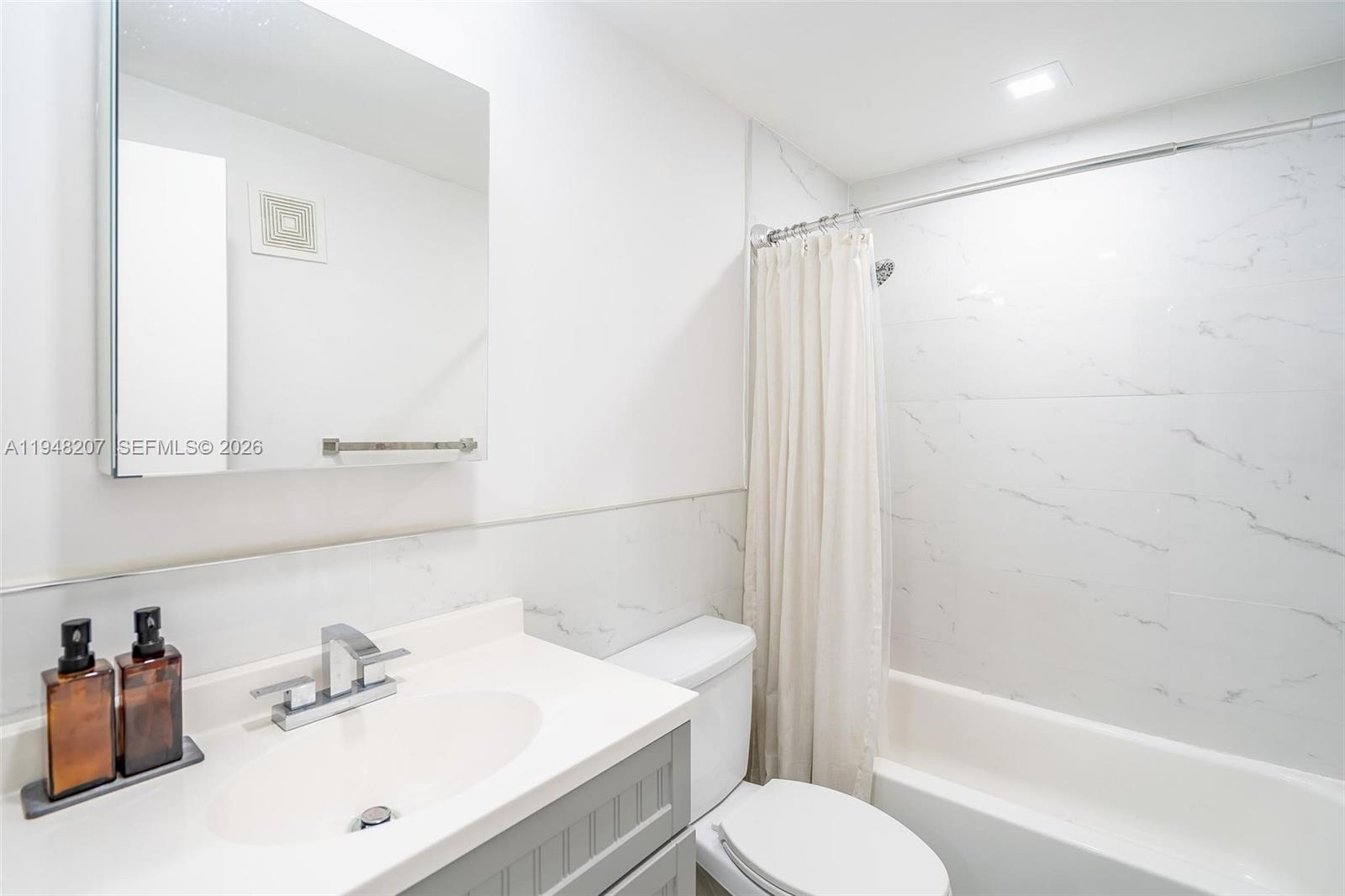 PLANTATION PINES PHASE 1 - Residential