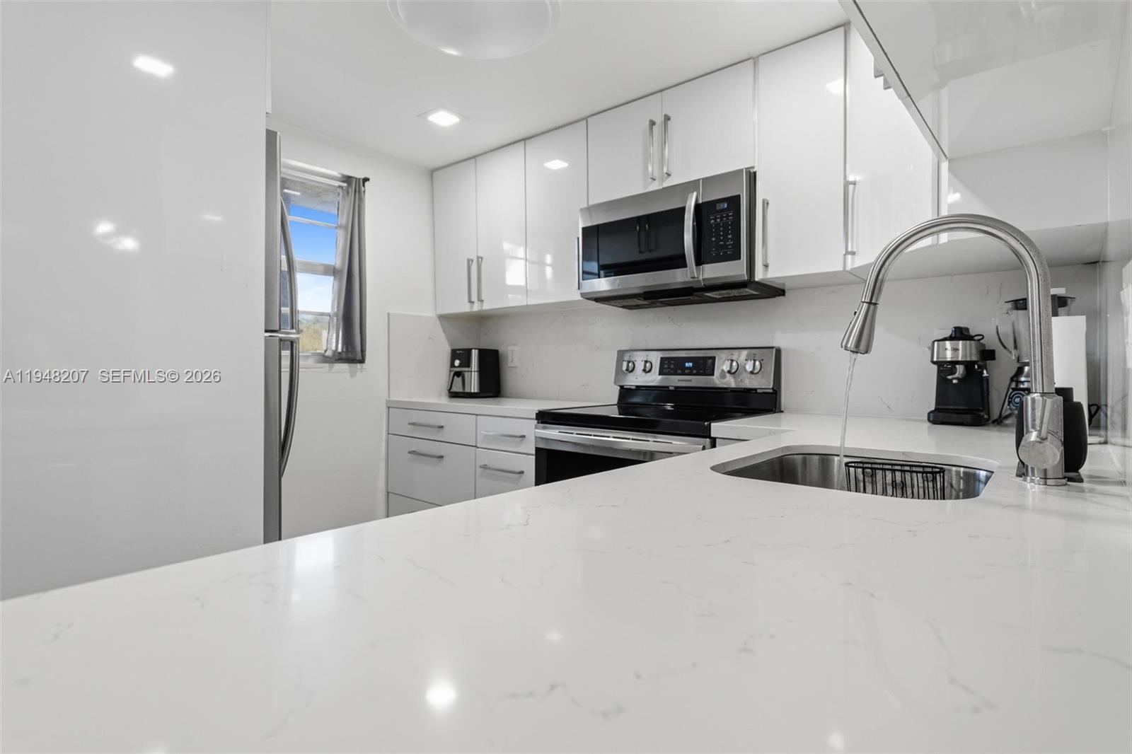 PLANTATION PINES PHASE 1 - Residential