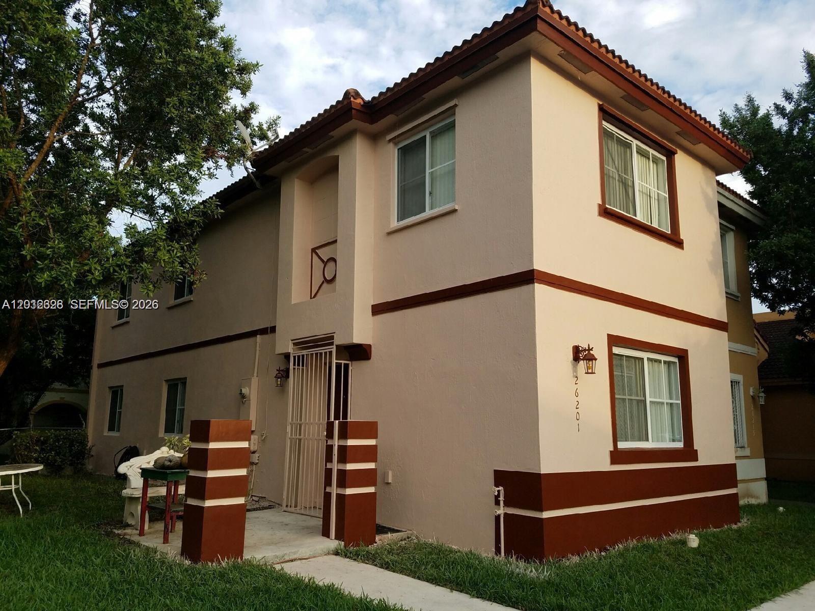 NARANJA GARDENS - Residential