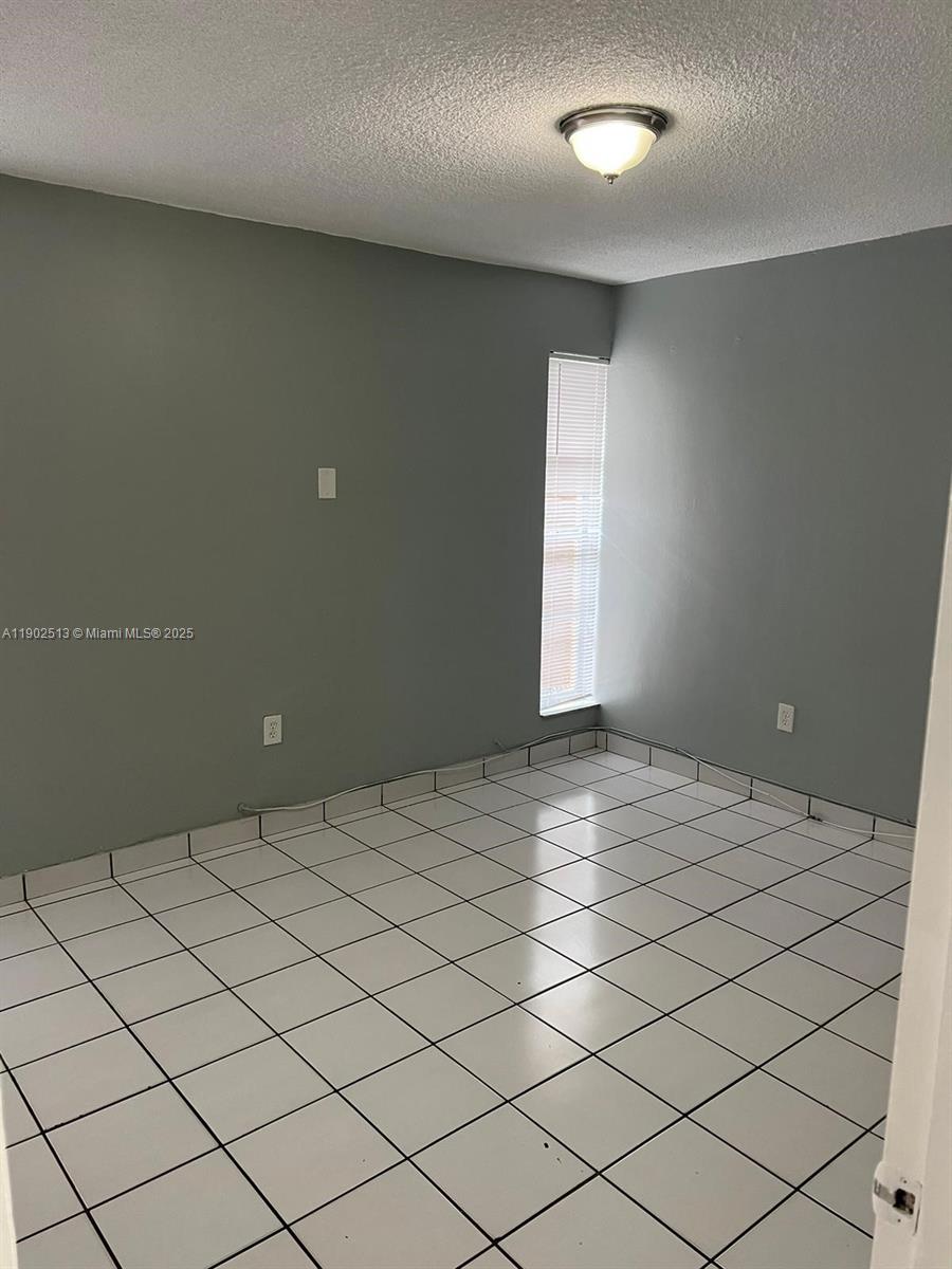 HIALEAH 1ST ADDN AMD - Residential Lease