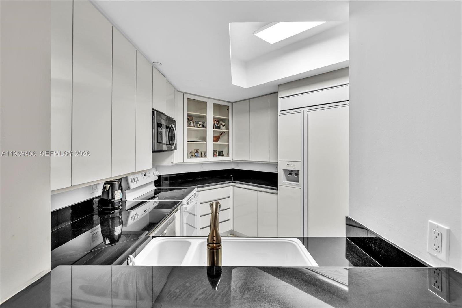 ATLANTIC III AT THE POINT - Residential