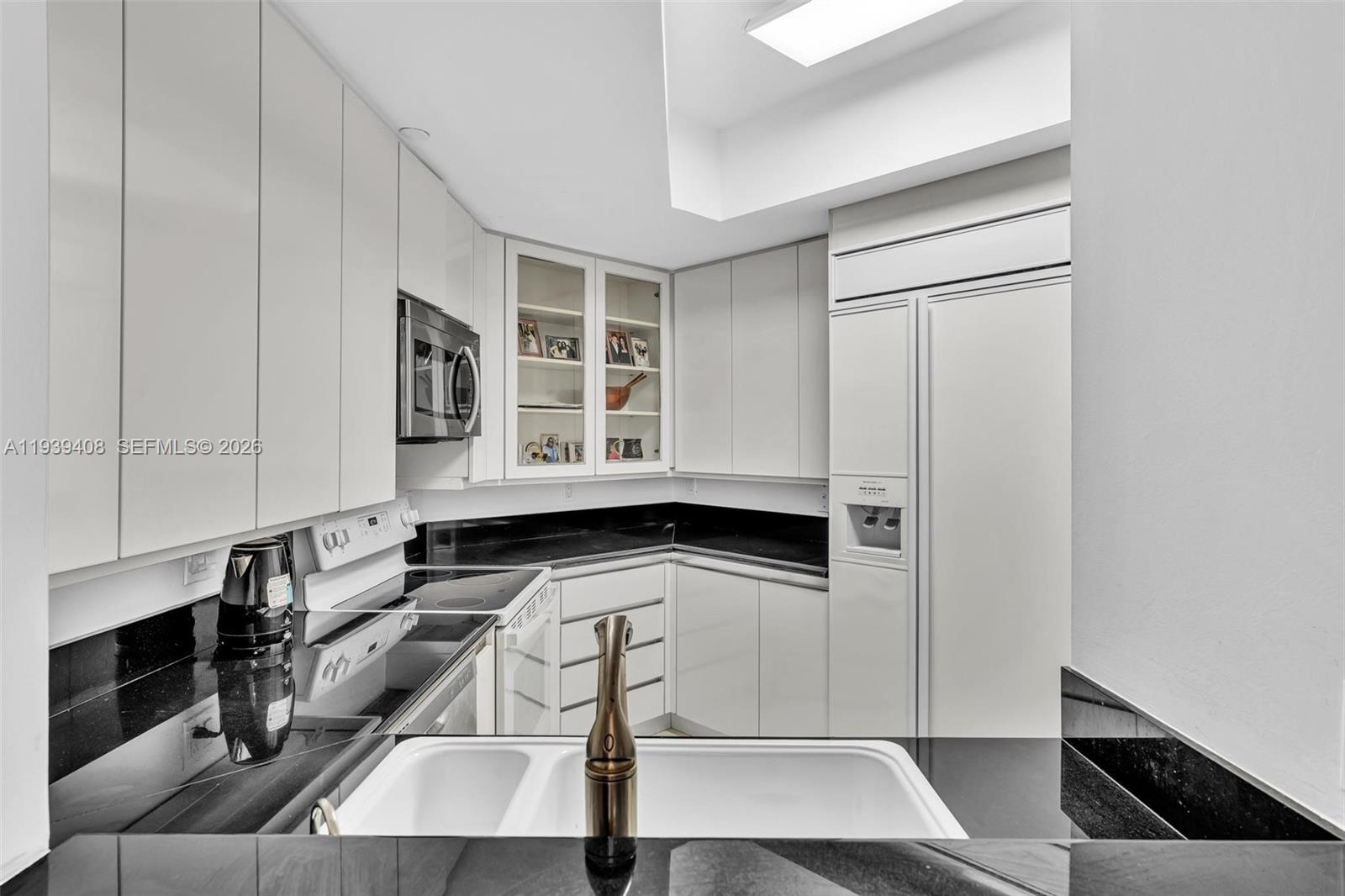 ATLANTIC III AT THE POINT - Residential