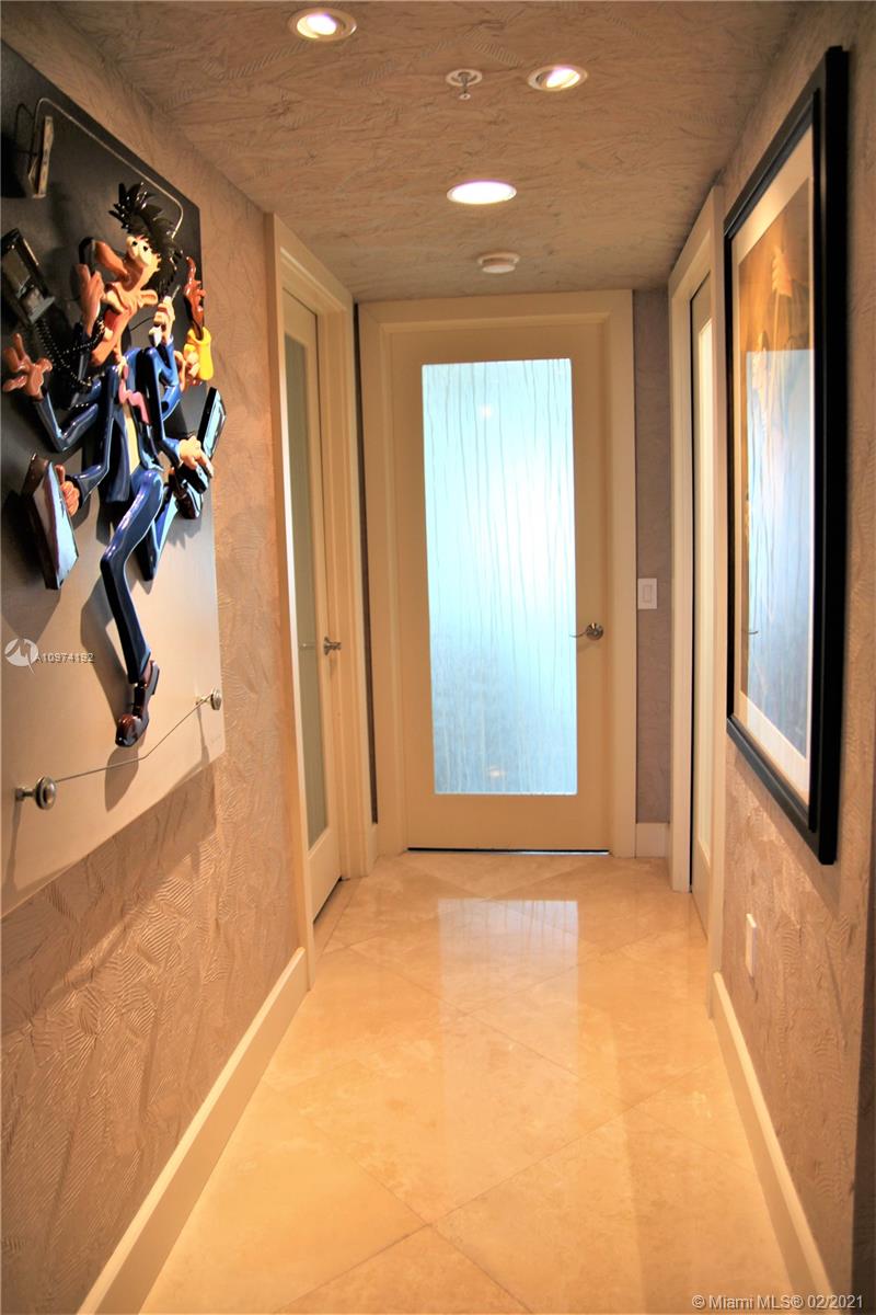 LAS OLAS GRAND CONDO - Residential