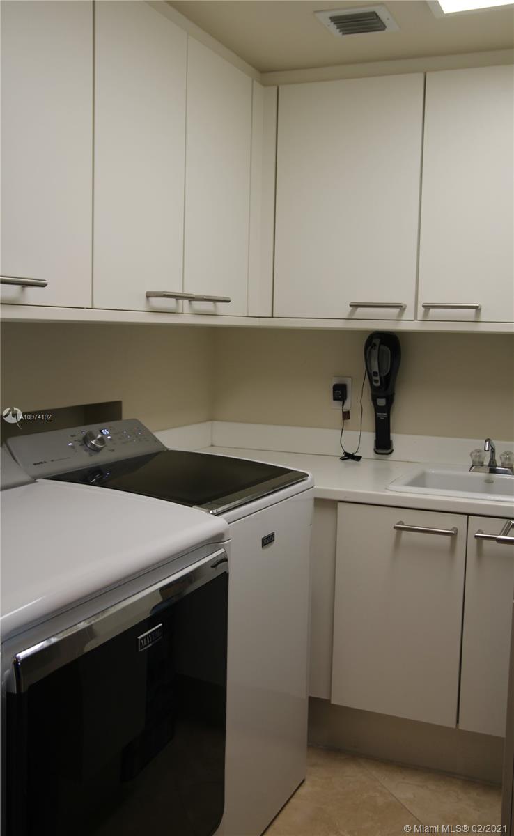 LAS OLAS GRAND CONDO - Residential