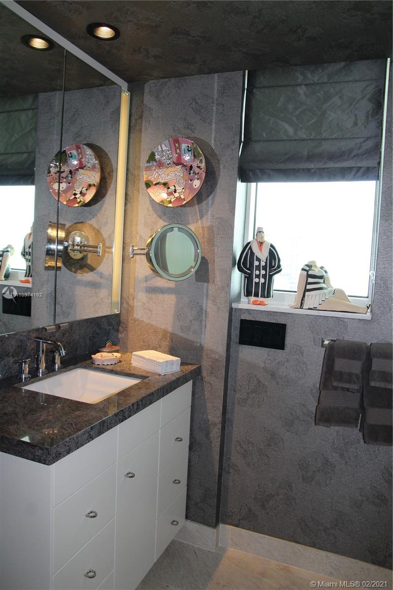 LAS OLAS GRAND CONDO - Residential