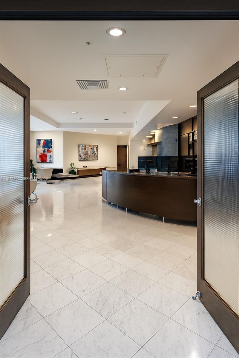 THE BRIDGEWATER CONDO - Residential