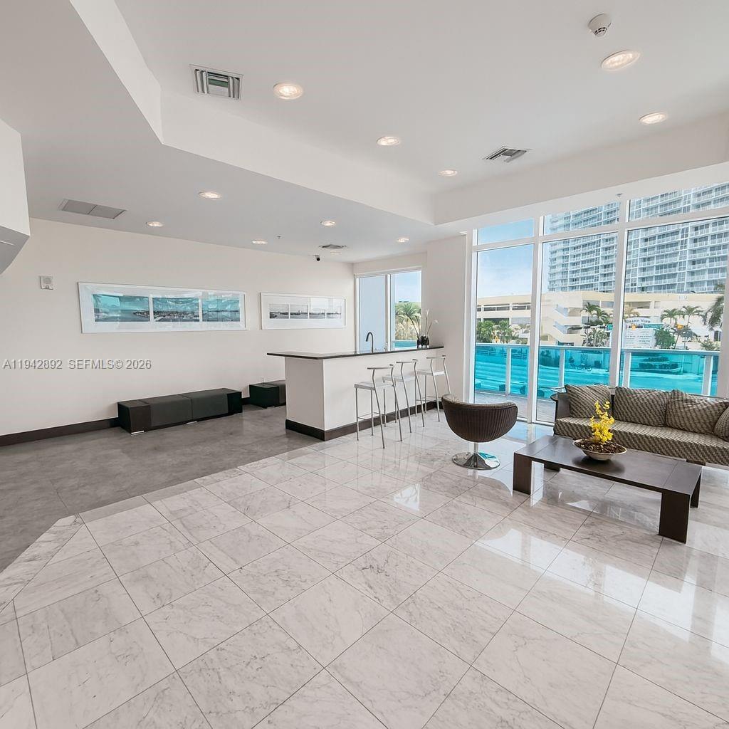 THE BRIDGEWATER CONDO - Residential