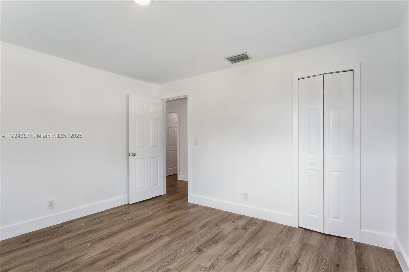 ROLLING GREEN - Residential Lease