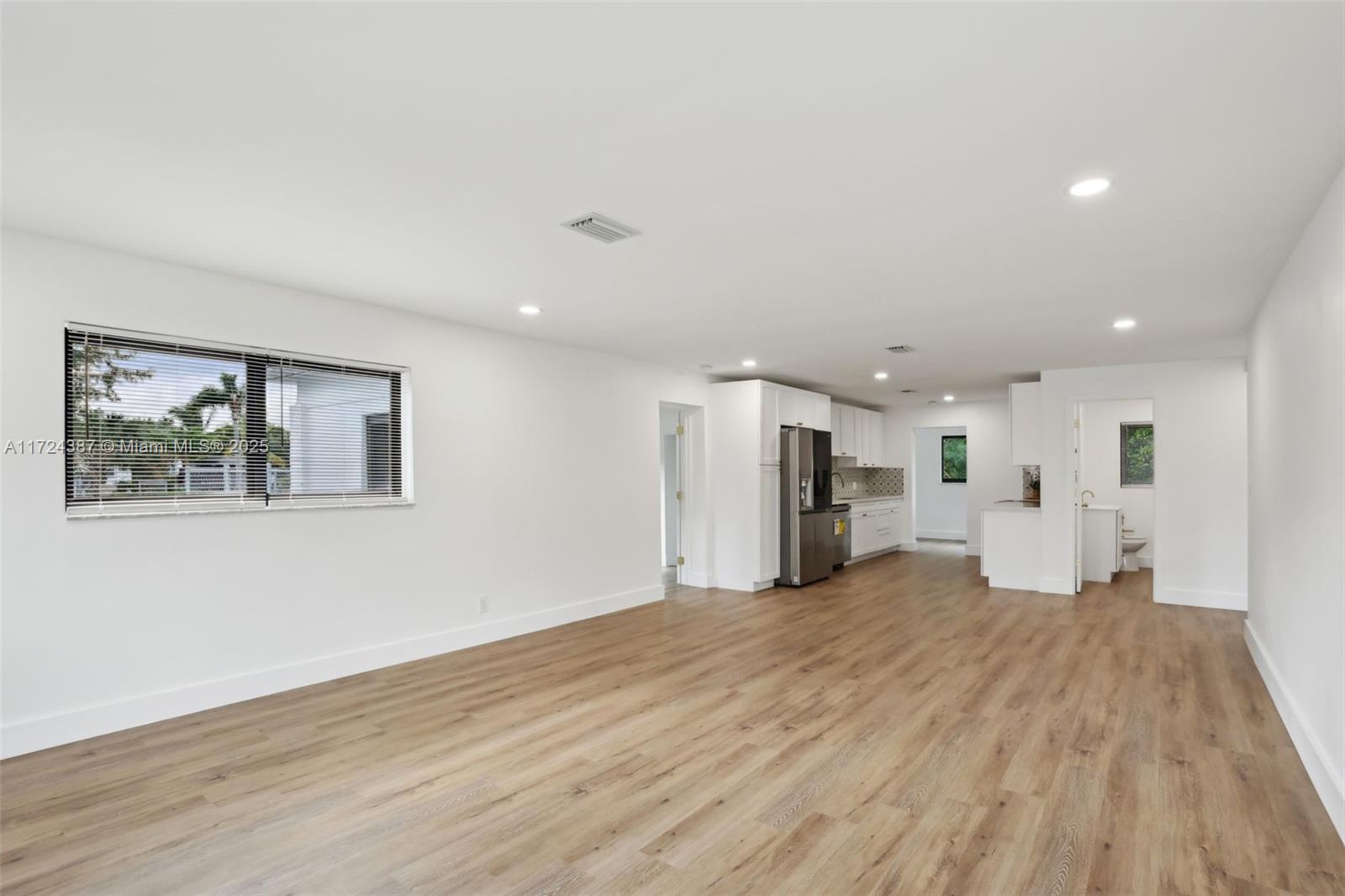 ROLLING GREEN - Residential Lease