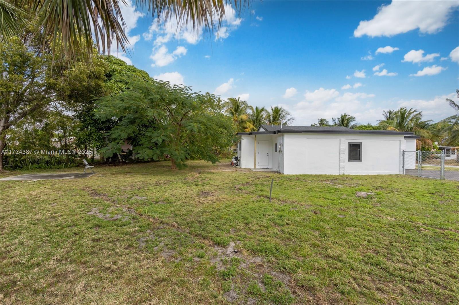 ROLLING GREEN - Residential Lease