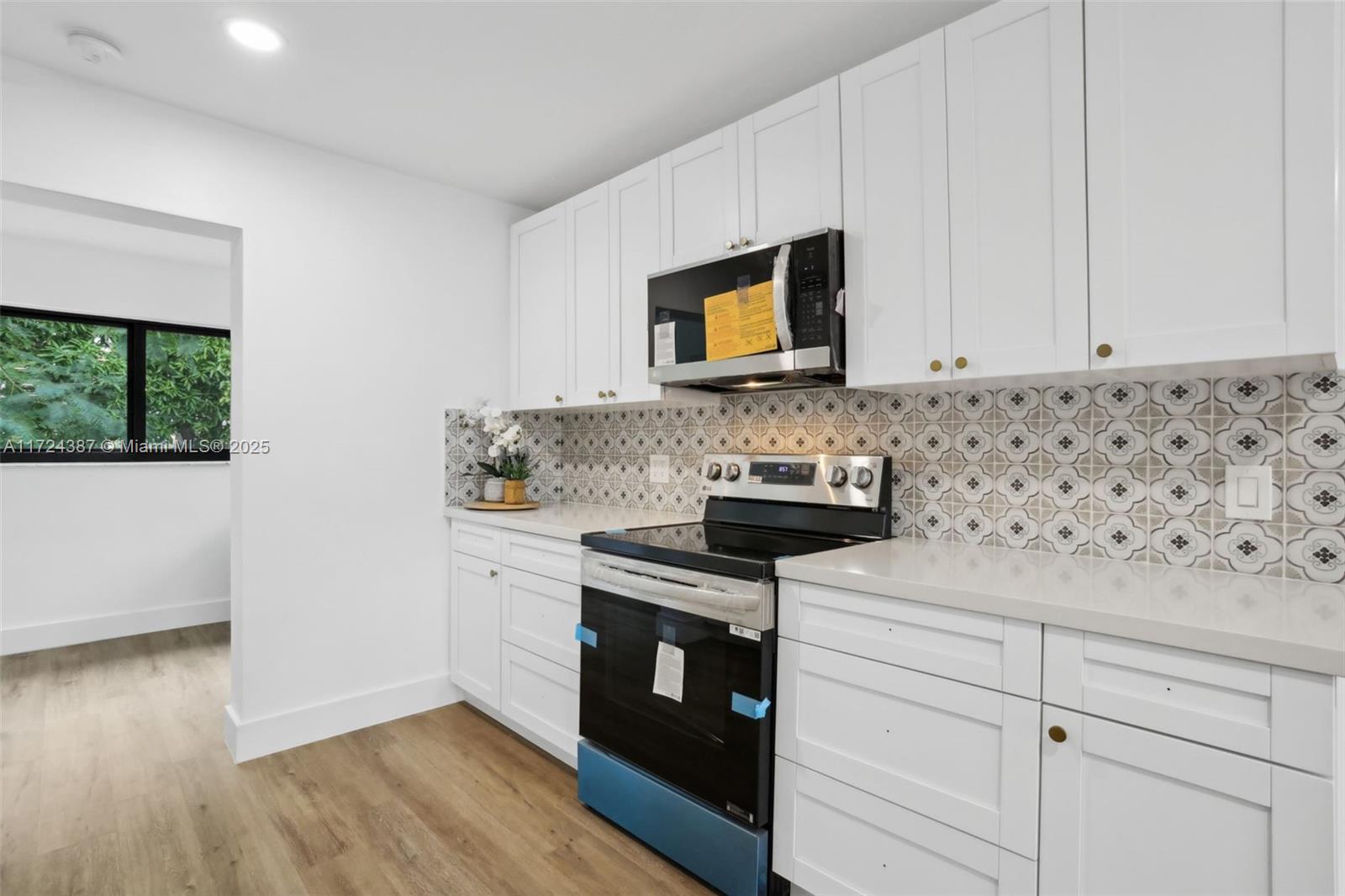 ROLLING GREEN - Residential Lease
