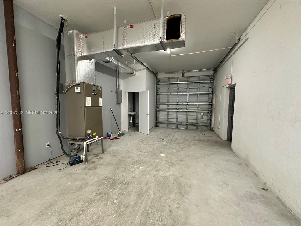 Photo of 1410 N Dixie Hwy #2, Hollywood, FL 33020 (MLS # A12007542)