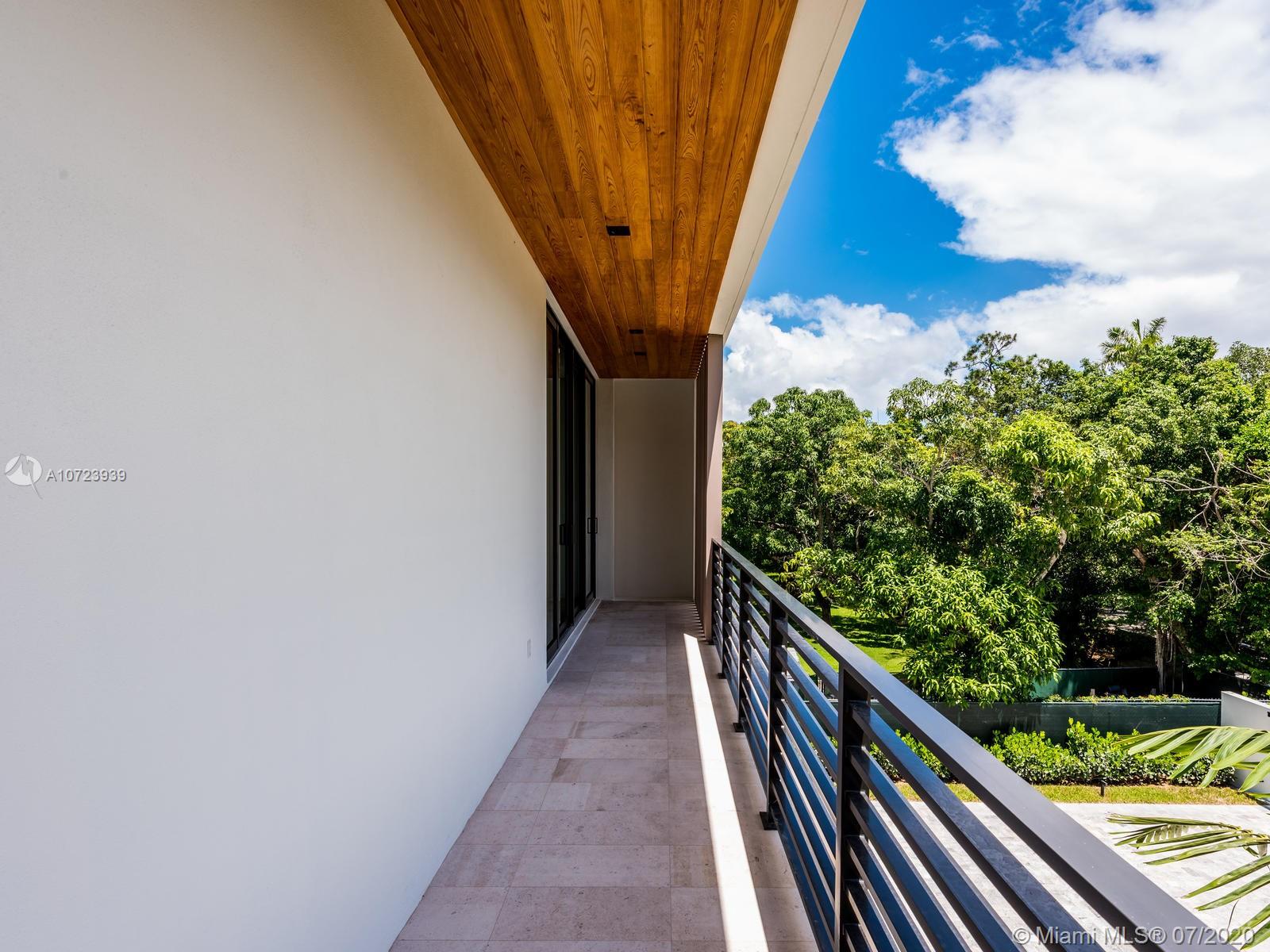 Granada Park - Residential