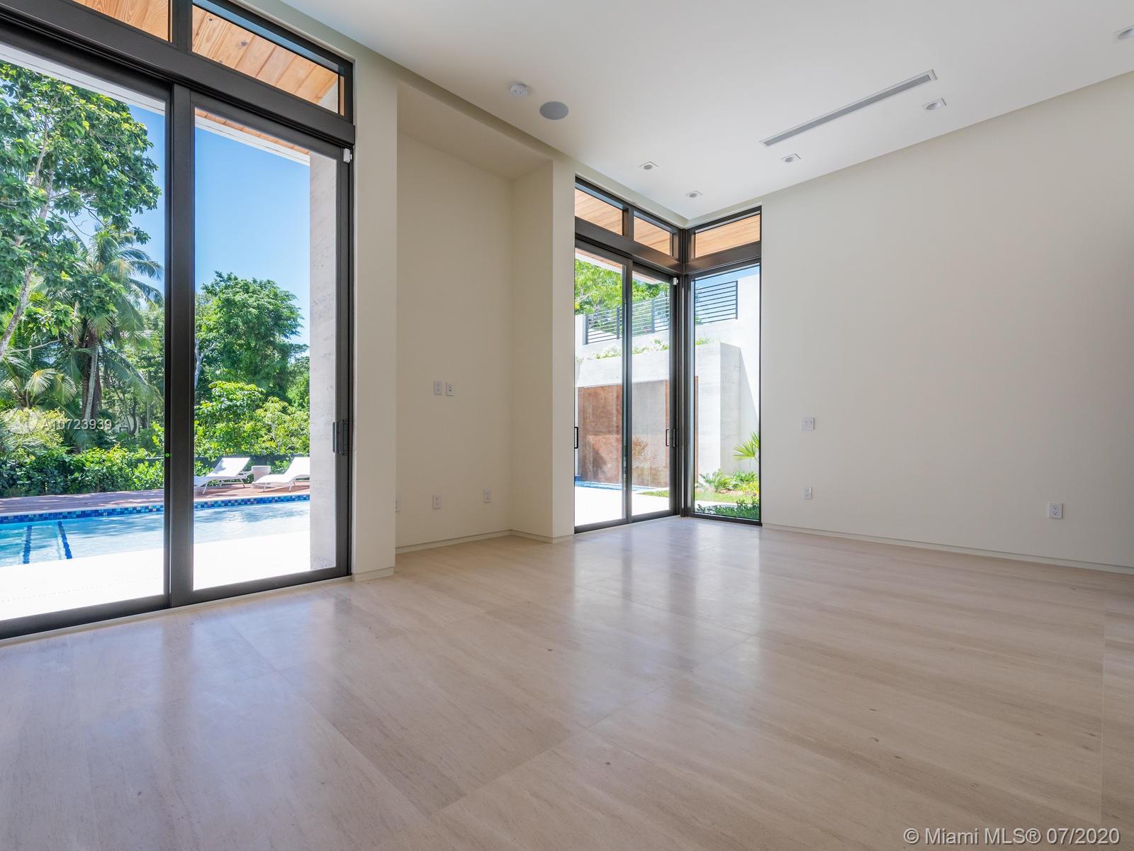 Granada Park - Residential