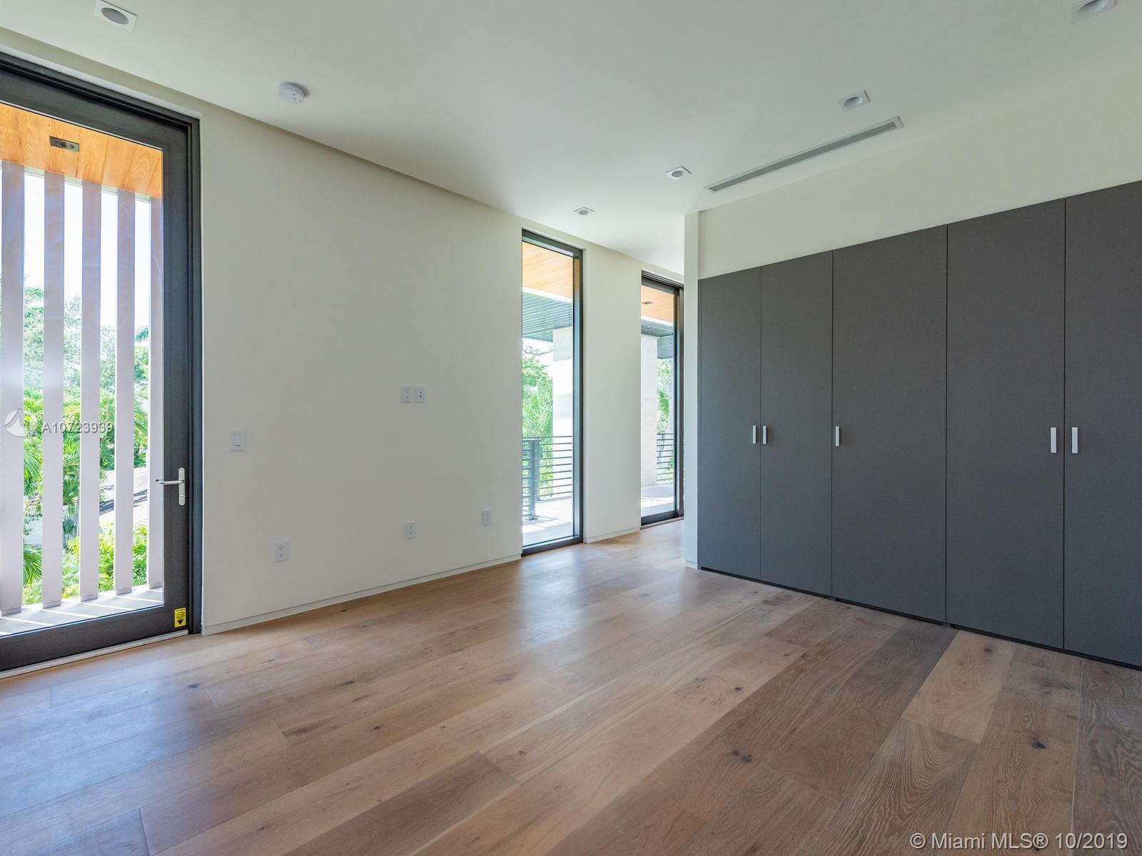 Granada Park - Residential