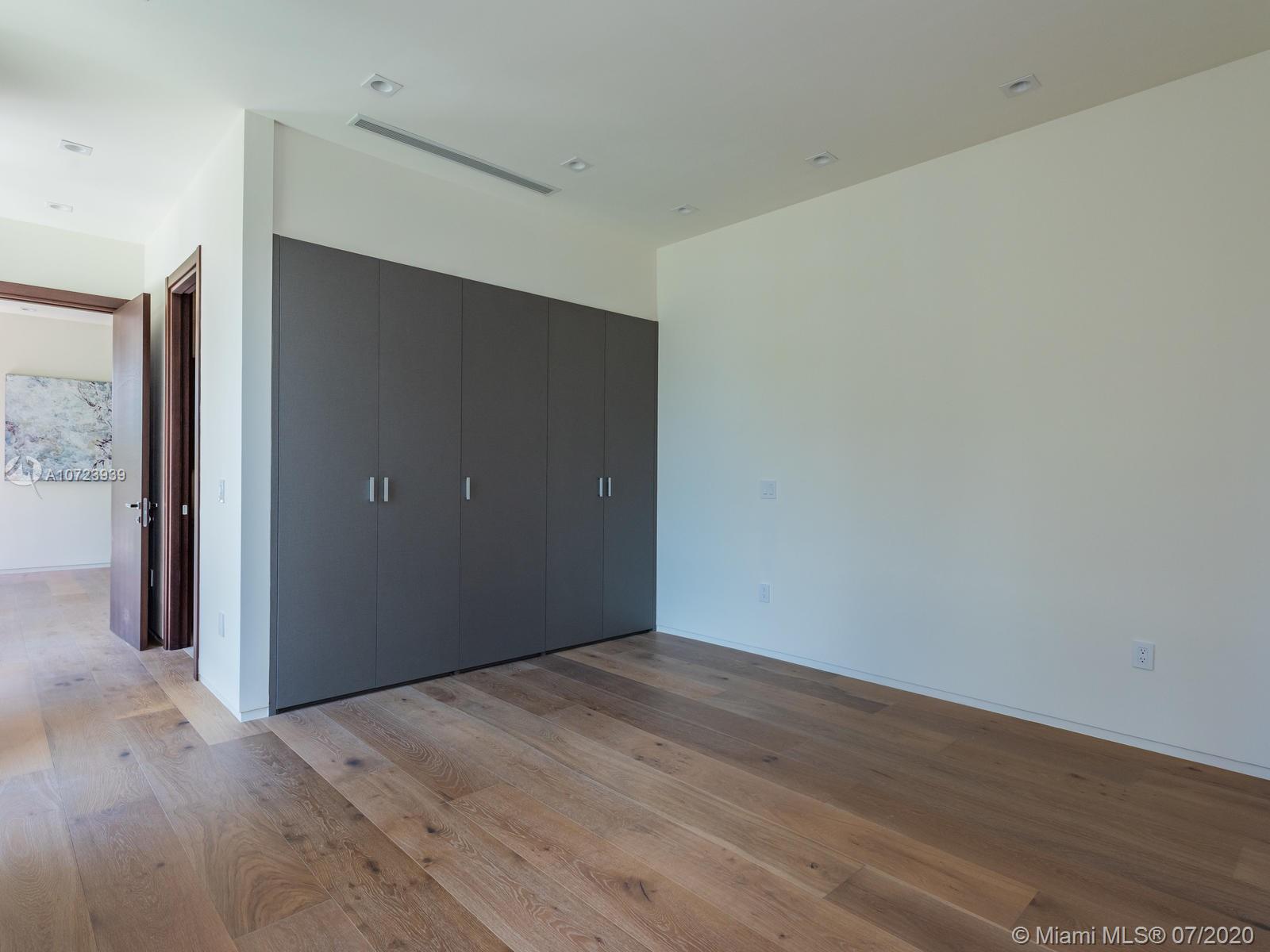 Granada Park - Residential