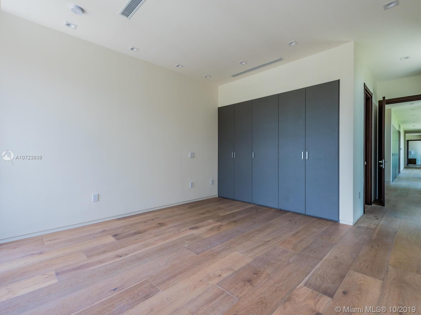 Granada Park - Residential