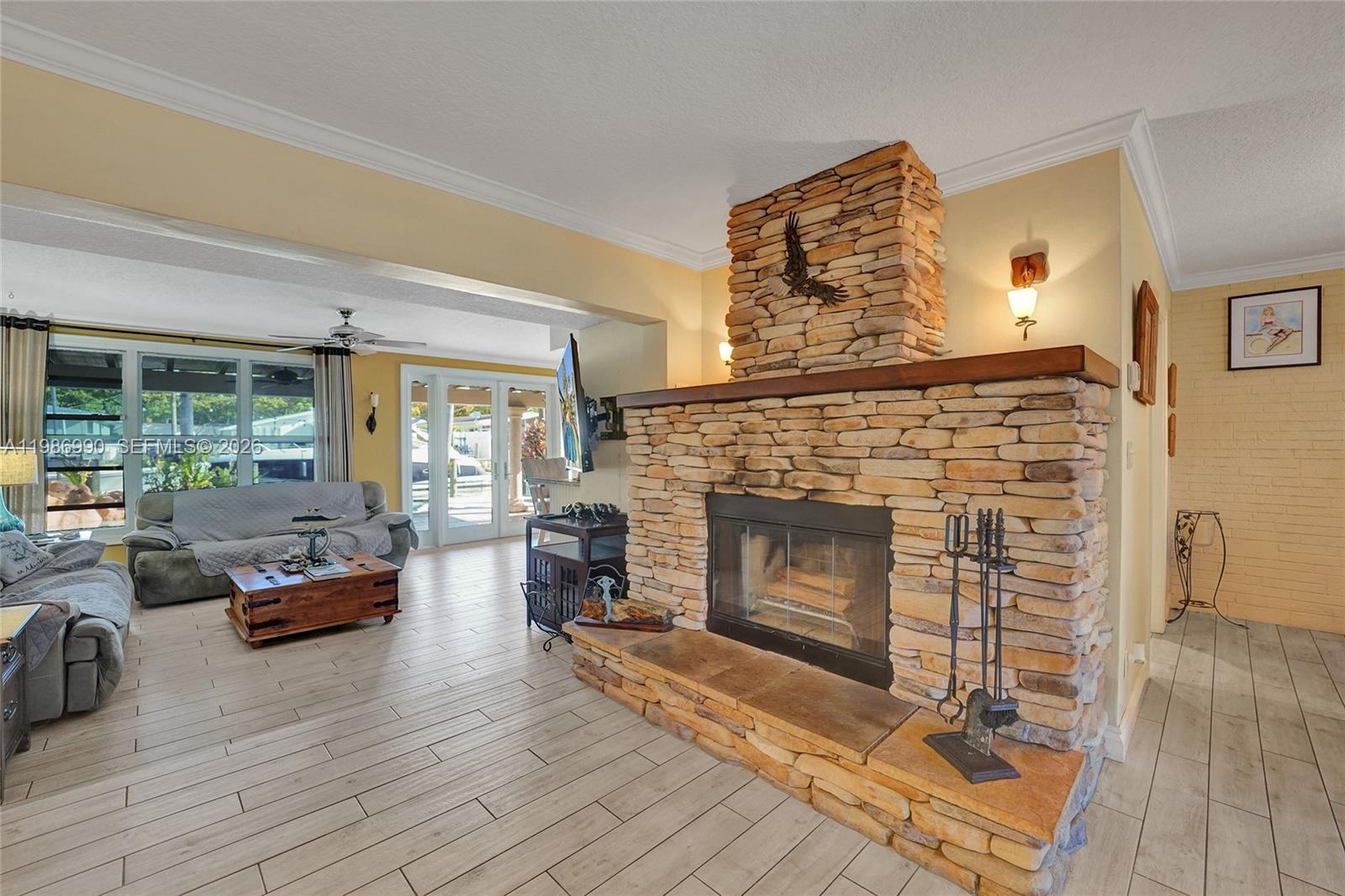 FLORIAN ISLES - Residential