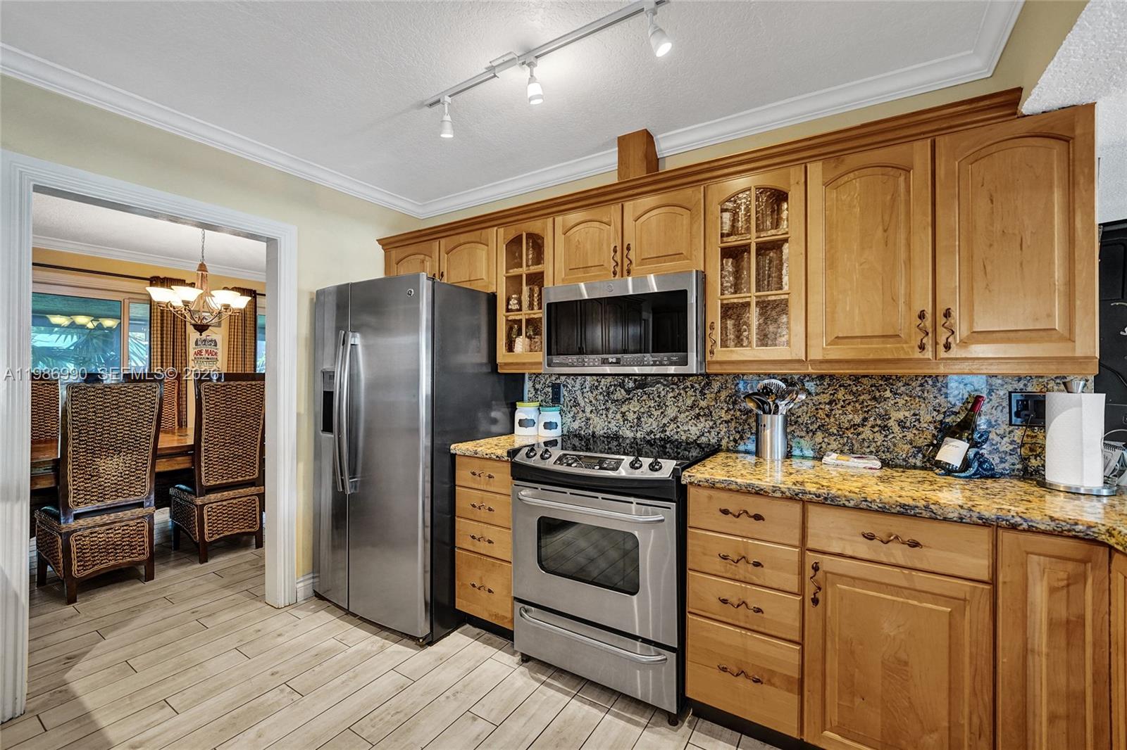 FLORIAN ISLES - Residential