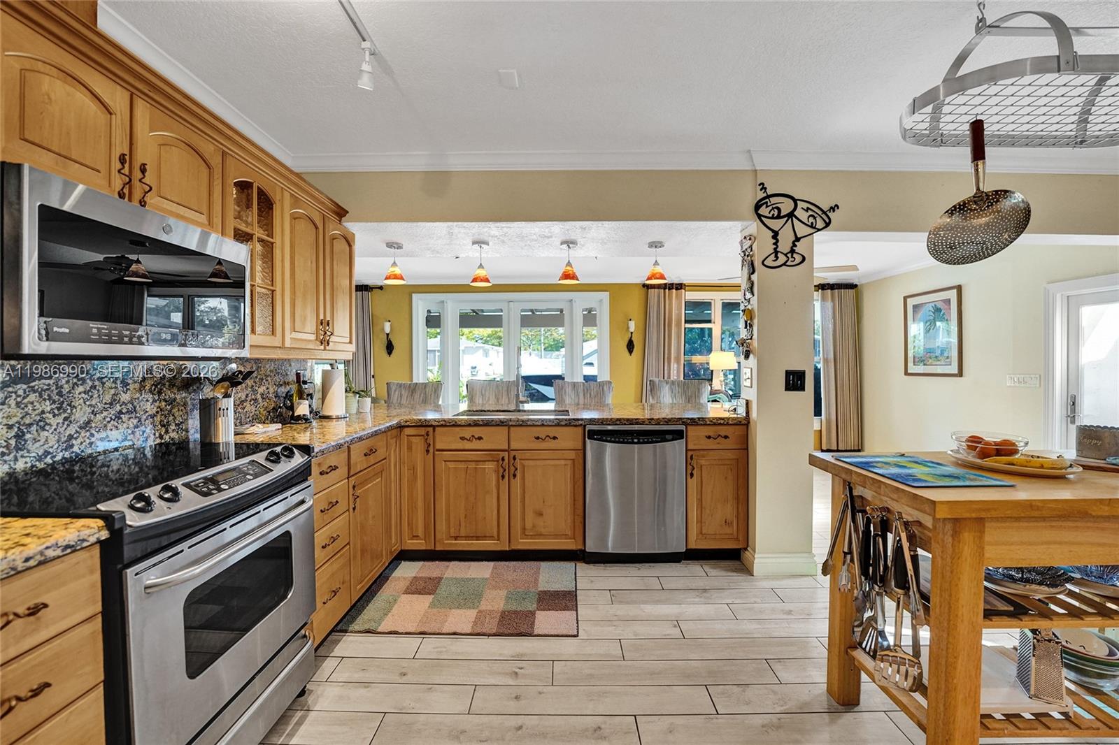 FLORIAN ISLES - Residential