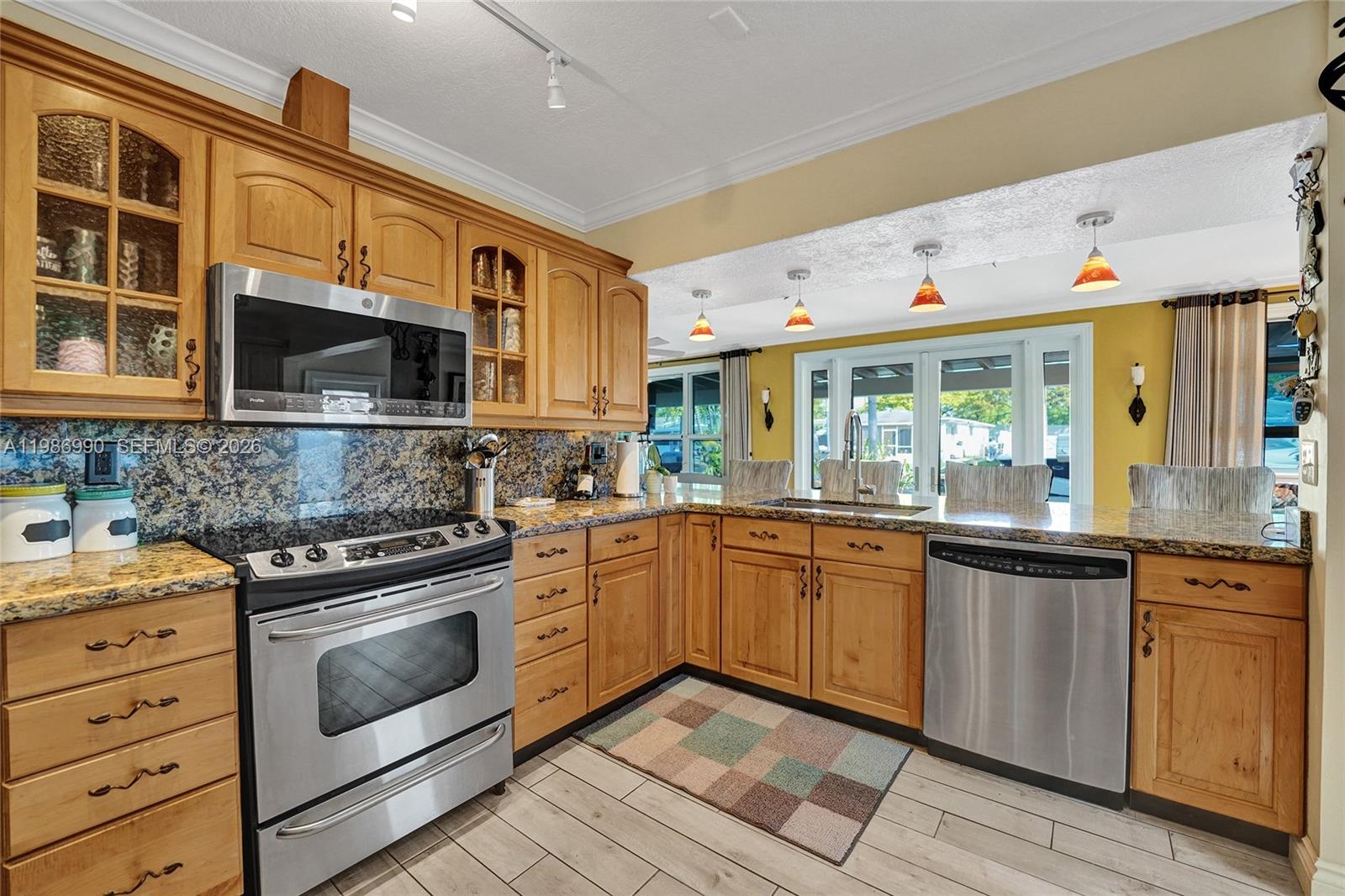 FLORIAN ISLES - Residential