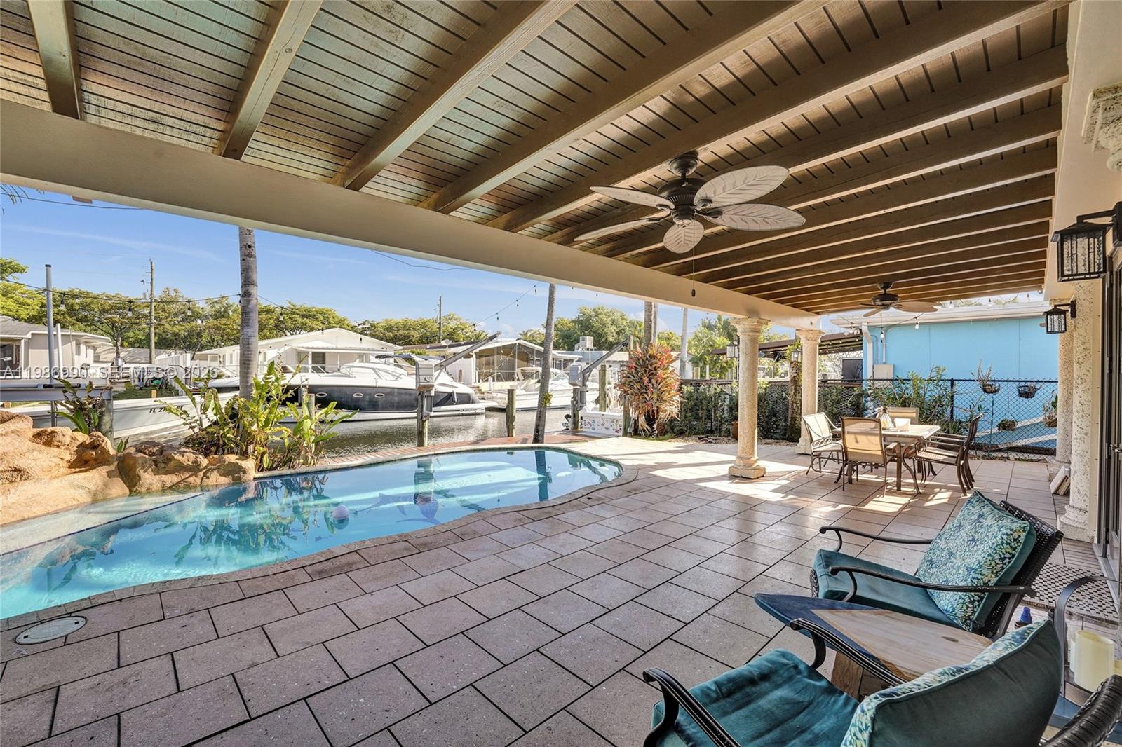 FLORIAN ISLES - Residential