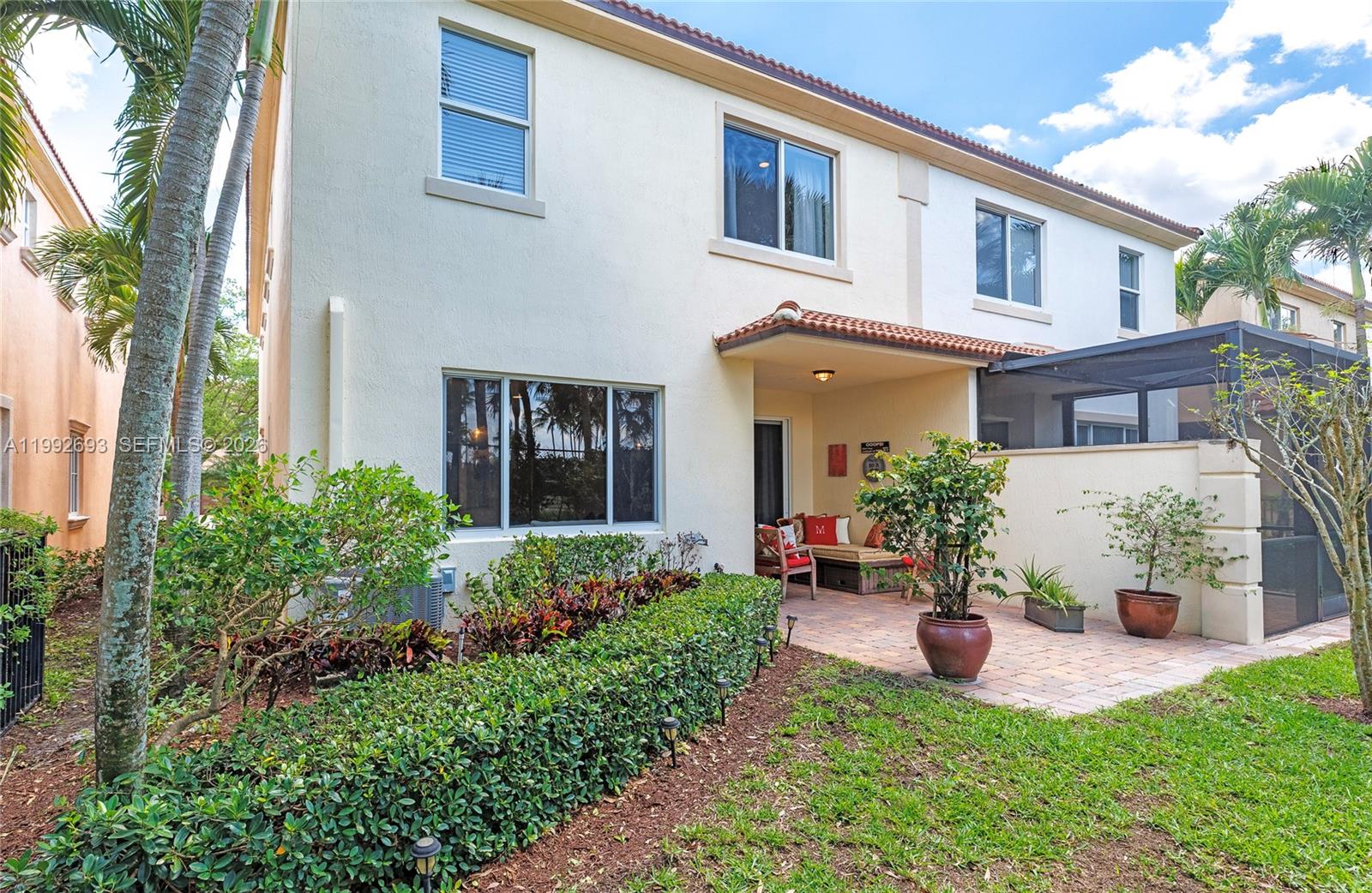 OAKTON PRESERVE REPL - Residential