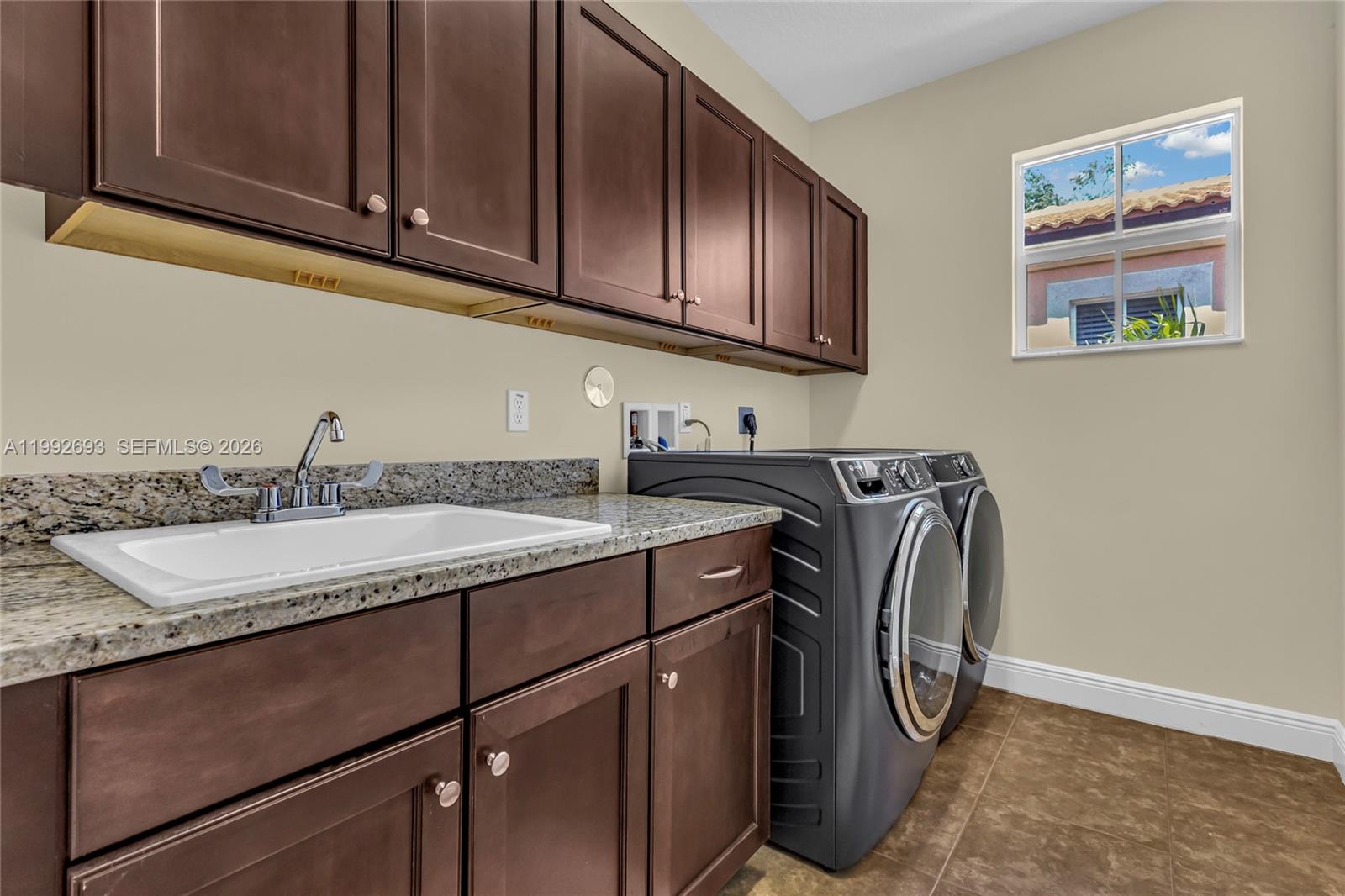 OAKTON PRESERVE REPL - Residential